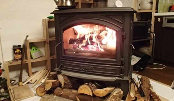 薪ストーブ