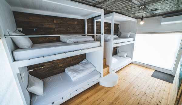 バルコニー付クアドラプルルーム