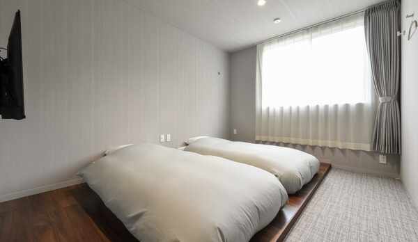 洋室ツインルーム（シャワー室・Wi-Fi完備）