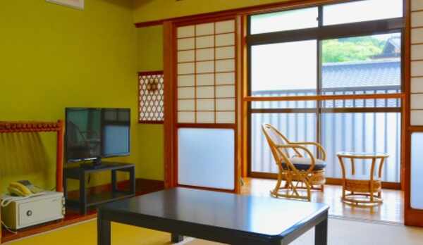 【別館 和室】お風呂+トイレ共用