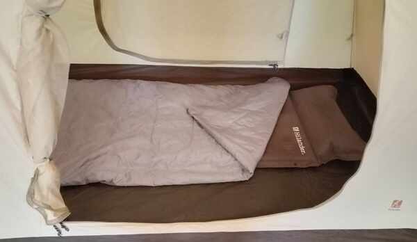 テント内マットと寝袋