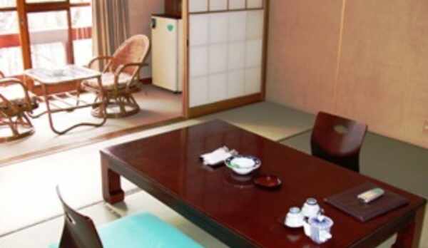 ２階和室シャワートイレ付