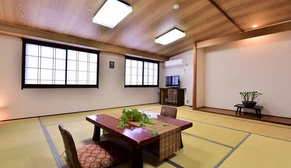 ●和室12畳〜14畳