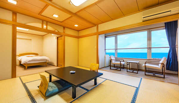 半露天風呂付和洋室海側（禁煙）