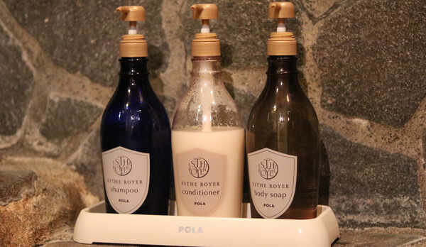 POLAのシャンプー類をご用意しております。