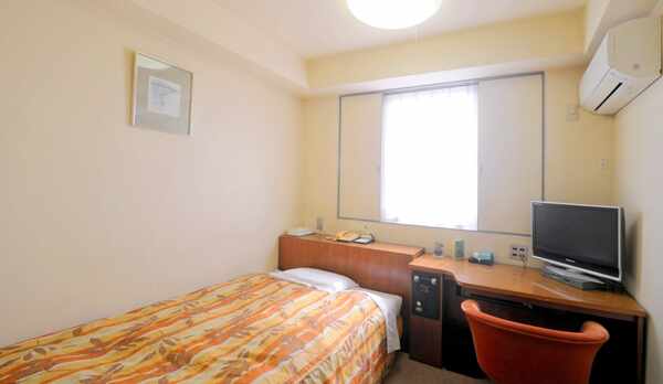 【シングル】セミダブルベッドでゆっくりお休みいただけます♪