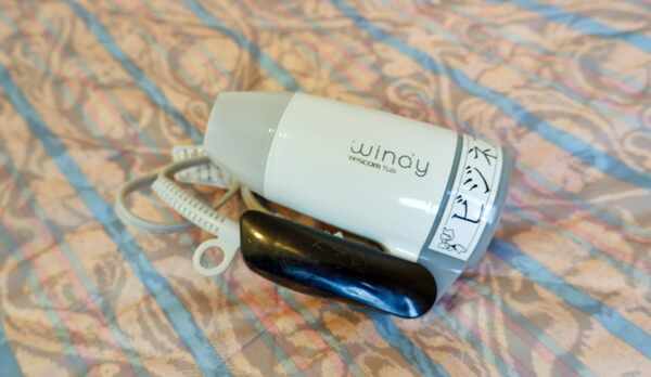 ＊ドライヤー（一例）/各客室にご用意しております。