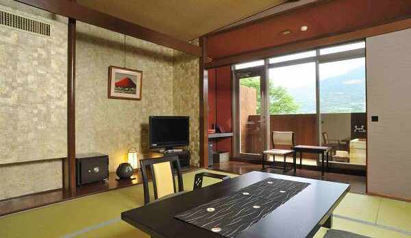 源泉かけ流し展望露天風呂付き客室