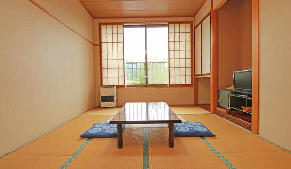 ◆１０畳和室☆部屋から眺める四季をお楽しみ下さい♪