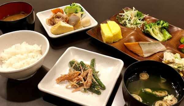 朝食（イメージ）