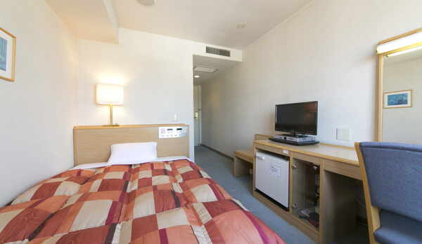 ダブルスタンダードルーム　16㎡　140㎝幅ダブルベッド1台