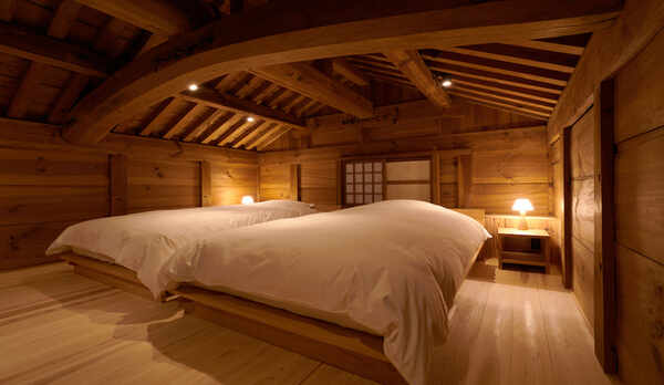 客室　2階　寝室