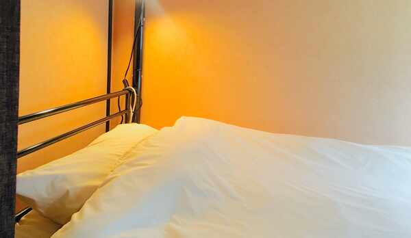 Ｃヘッドライト白い布団