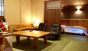 （旧館） 耳をすませば小鳥のさえずりが聴こえてくる素敵なお部屋です。