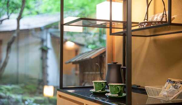 離れ「若葉」　ミニバー　（イメージ）