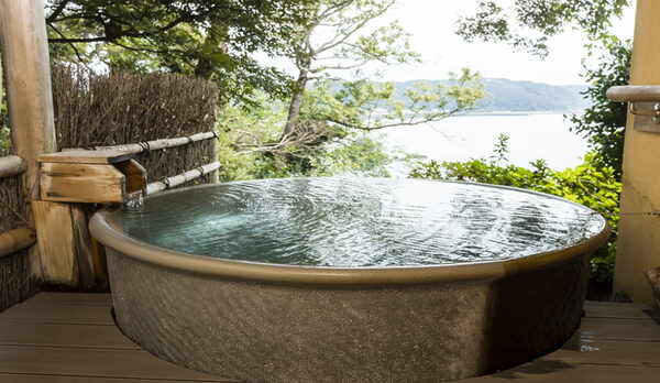 ■【離れ】ペット／みさご6号室　マイクロバブル露天風呂■10畳+8畳+広縁+檜内風呂+信楽焼き露天風