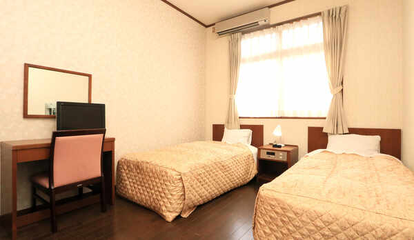 ツイン◆お部屋は2タイプ！お好きなほうをどうぞ