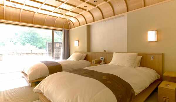 快眠セラピストのコーディネートにより、「羽毛の宝石」と呼ばれるアイダーダウンの掛け布団を全室にご用意