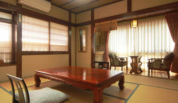 ＃客室一例◇8畳〜10畳のお部屋より人数に応じてご用意いたします