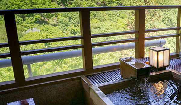 【露天風呂付客室】「佐保」客室露天風呂