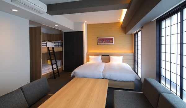 デラックスルーム（二段ベッド付）