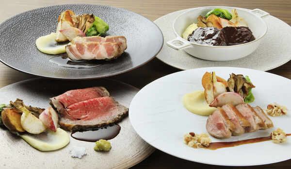 【夕食】プレミアムコースとスタンダードコースの選べる4種のメイン