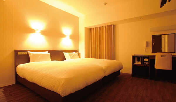 【ユニバーサルツイン】