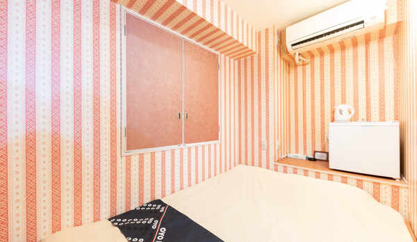 ダブルルーム (禁煙 / 喫煙)