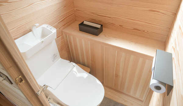 ・【トイレ】清潔感のある洗浄機付きトイレです