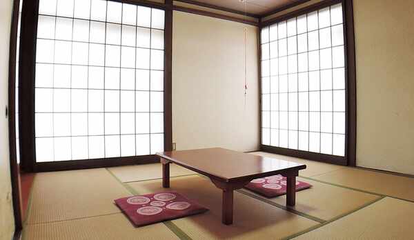 *【和室8帖（一例）】ゆったりとしたお部屋でおくつろぎください。