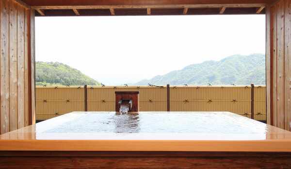 【檜の露天風呂つき貴賓室】■風花◇和室12.5畳＋8畳＋露天■ 