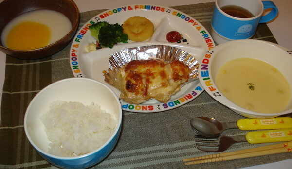 夕食の１例（小学生低学年及び幼児食）