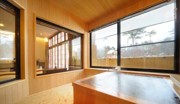 温泉内風呂付　茶臼・七時雨の間？