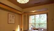 「12畳一間」の一例。コネクティング利用できるお部屋はこのお部屋と、隣室の「バリ風」のお部屋です。