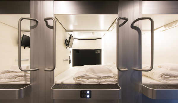 カプセルルーム