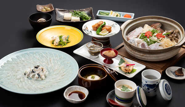 *【夕食一例：ふくフルコース】まさにフルコースな河豚三昧をご堪能くださいませ♪