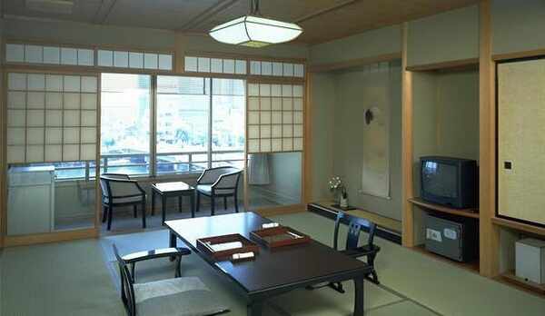 和室10畳の一例