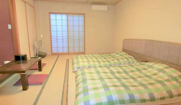 ・（101号室）【和室10畳】床敷きマットレス