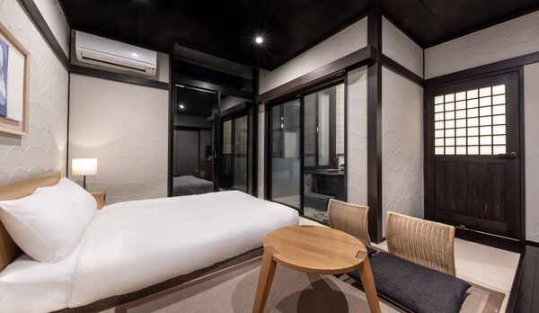 【和洋室ダブル】