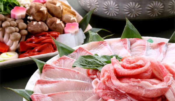 ブリと豚のしゃぶしゃぶ鍋（一例）