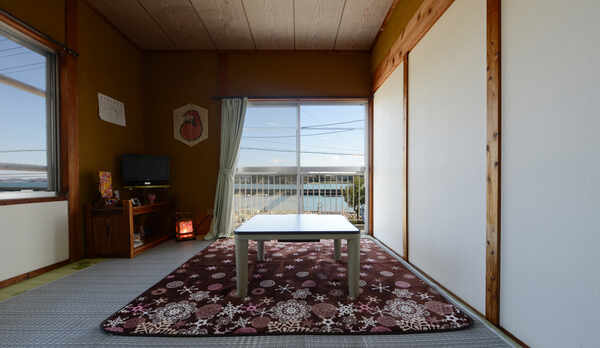 *【部屋一例】天草の海を一望できるお部屋でゆっくり過ぎる時間をお楽しみください。