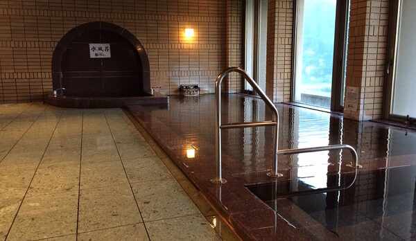 展望自慢の広〜い温泉！！