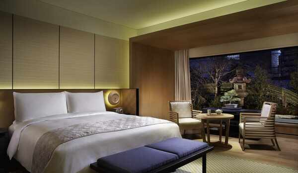 客室／デラックスガーデン　ベッドルーム