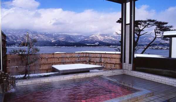 露天風呂「朱鷺の舞湯」　冬