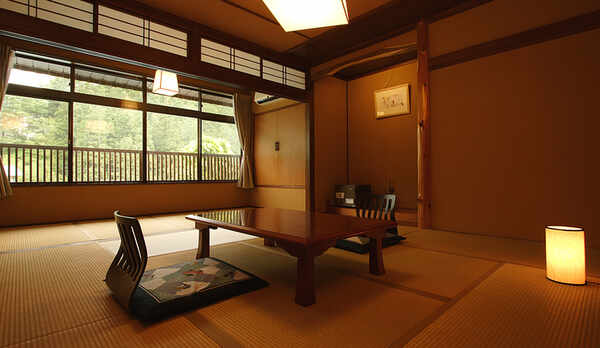 *和室10畳