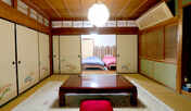 【客室】1F8畳和室＆ベッドルーム