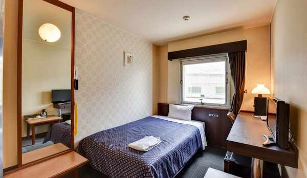 *客室／セミダブルルーム（一例）