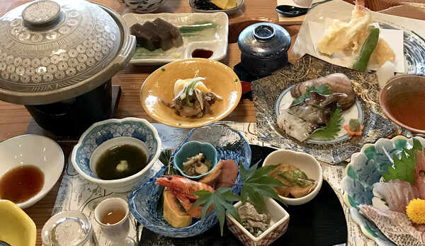 宮津湾でとれた新鮮！とり貝付き会席