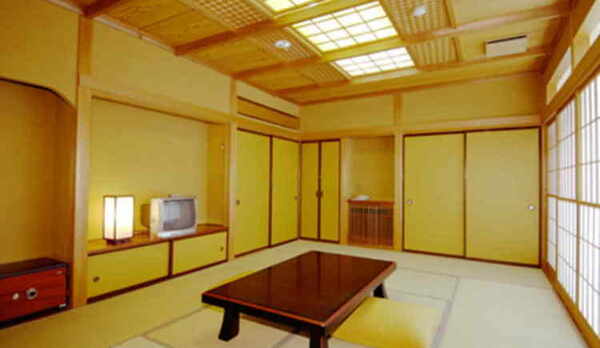 １０２　１１畳・広々岩露天付きのお部屋