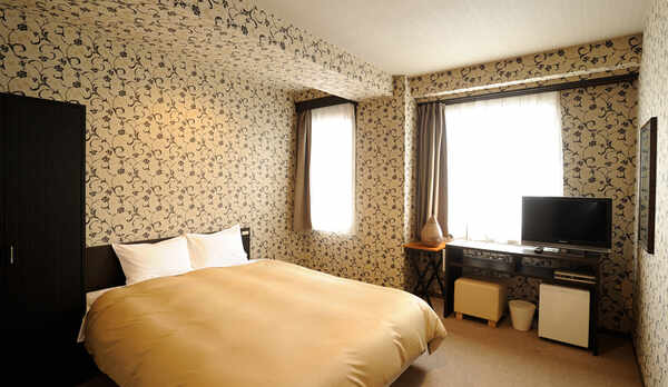 ［禁煙］【女性優先・ダブル◆新幹線側】（160cm／24平米／Wi-fi＆LAN）